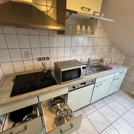 Ferienunterkunft Monteurwohnung * Hagenbach