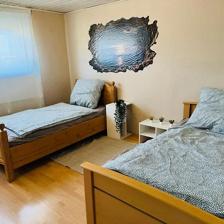 Apartmán Ferienunterkunft Monteurwohnung *